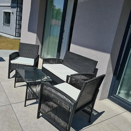 Апартаменты Sakalo Guboja *